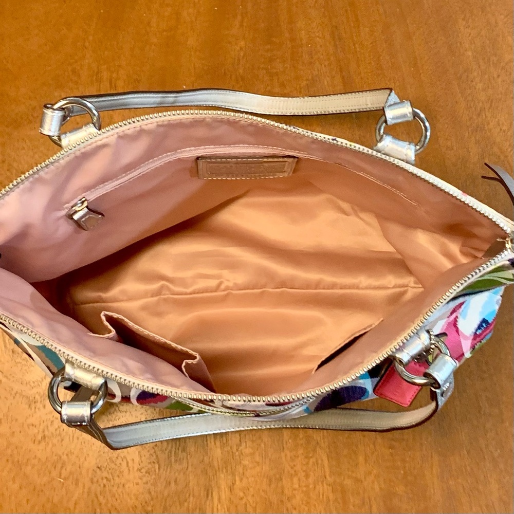 Coach Poppy Ikat Signature C Multi / Silver Glam Tote / Shoulder Bag - Picture 4 of 9